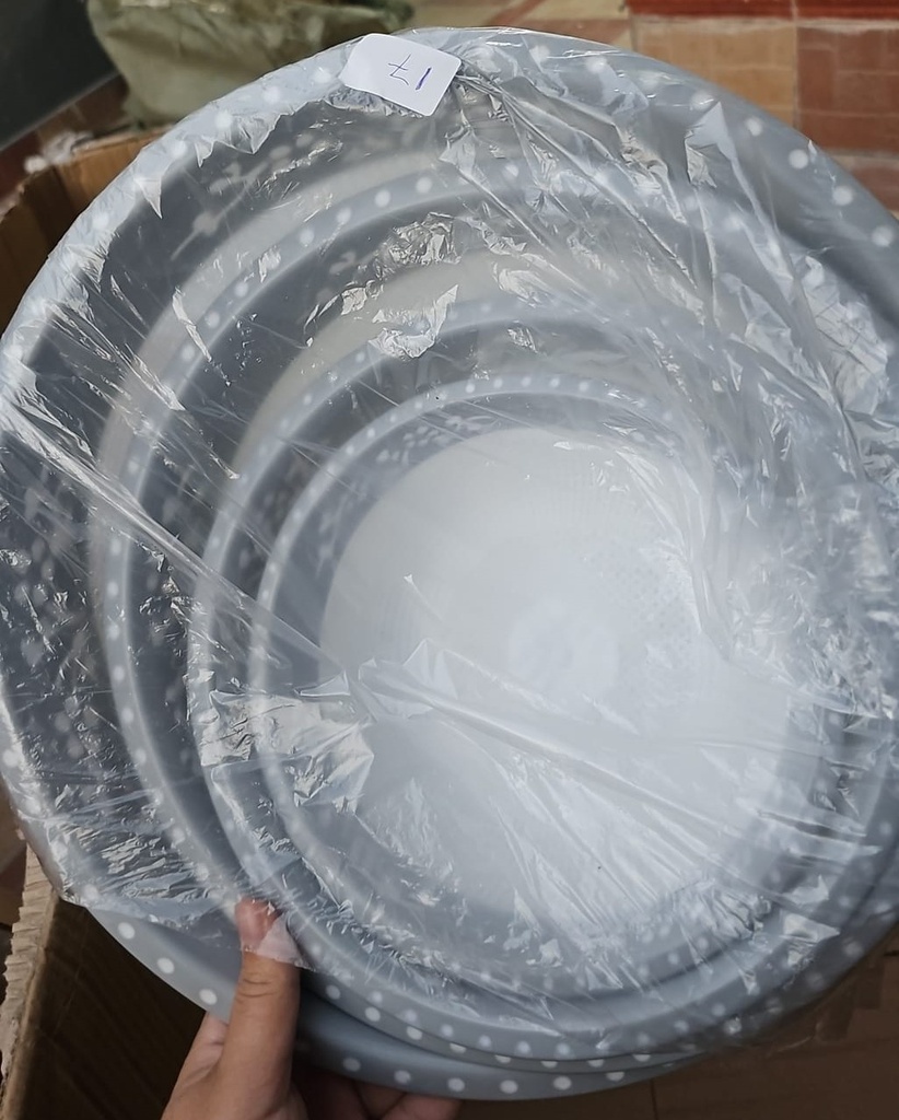 4PCS PLASTIC STRAINER SMALL