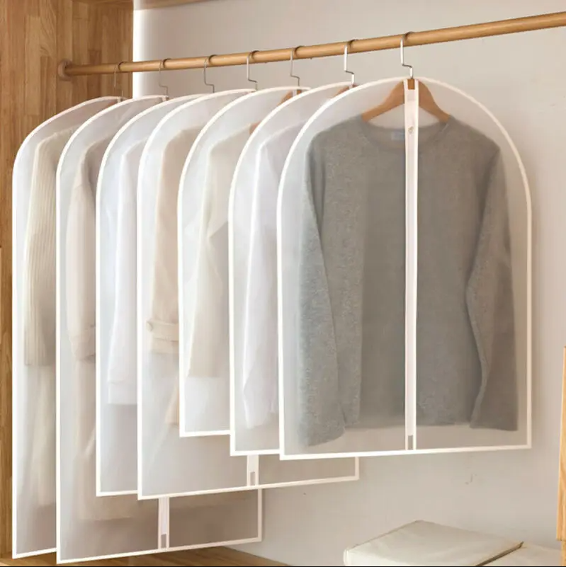 WHT COAT STORAGE 60X80