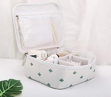 SMALL TRAVEL TOILETRY BAG