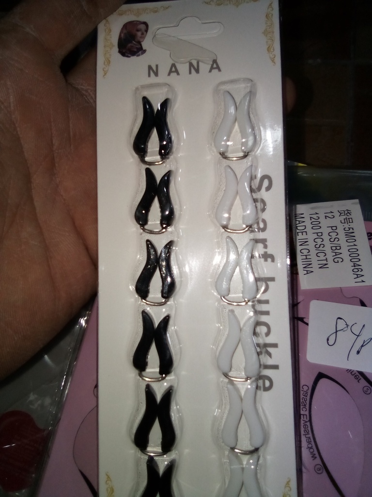 NANA SCARF BUCKLE