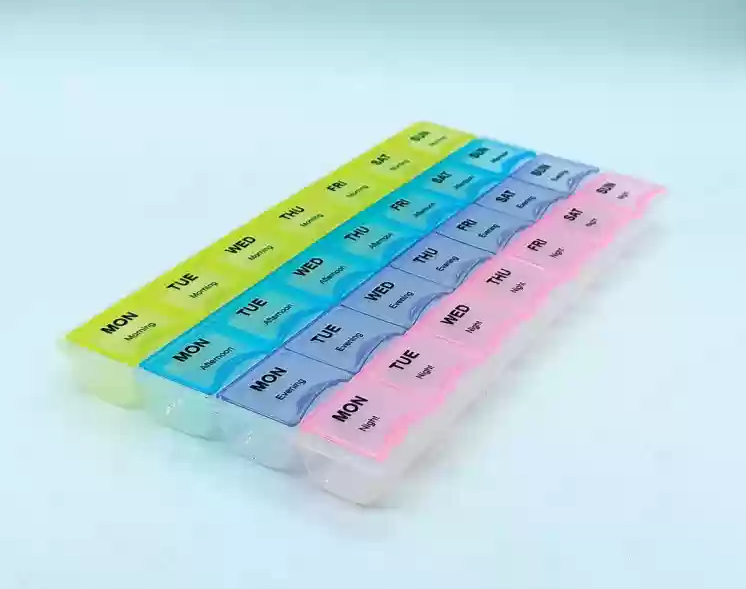 PILL BOX-975