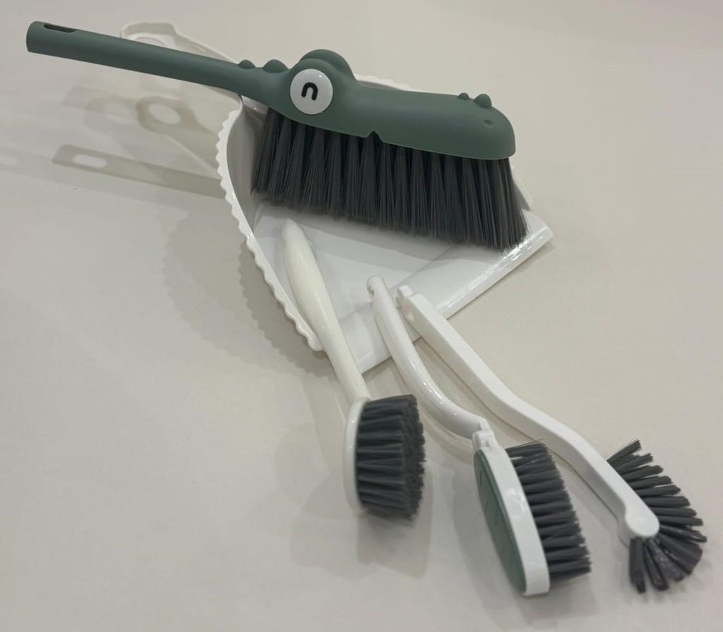 SHOVEL AND 4 BRUSHES